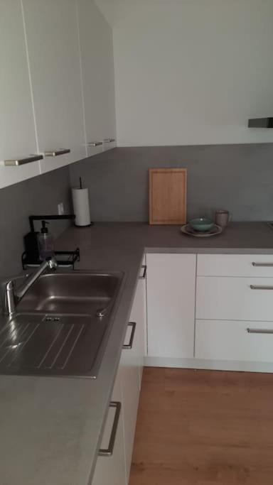 Neubau Ferienwohnung - Wallsbuell Wallsbull Екстер'єр фото